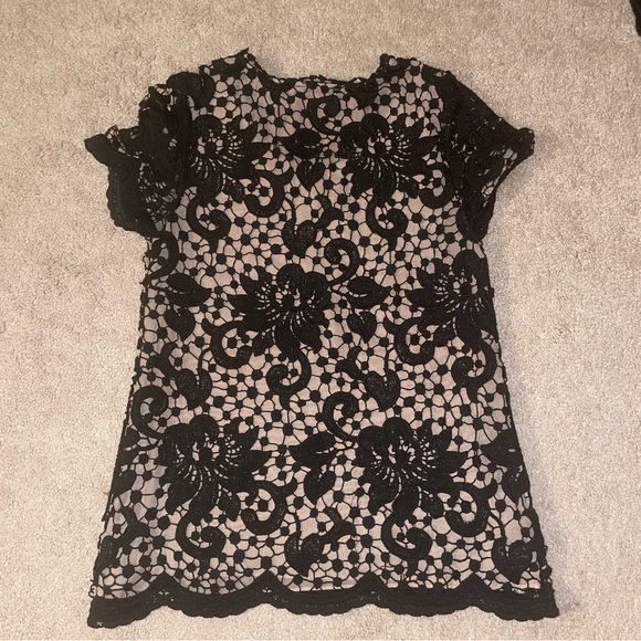 Jade Black lace Shirt - Picture 5 of 7